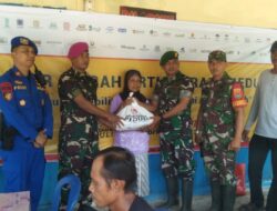 Polres Tanggamus Kawal Distribusi Bahan Pokok Pasar Murah Artha Graha Peduli di Pekon 3T