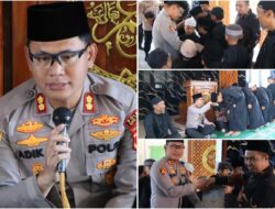 Polres OKU Timur Salurkan Bansos dan Al-Qur’an ke Ponpes Al-Hijroh HUT Bhayangkara ke-80